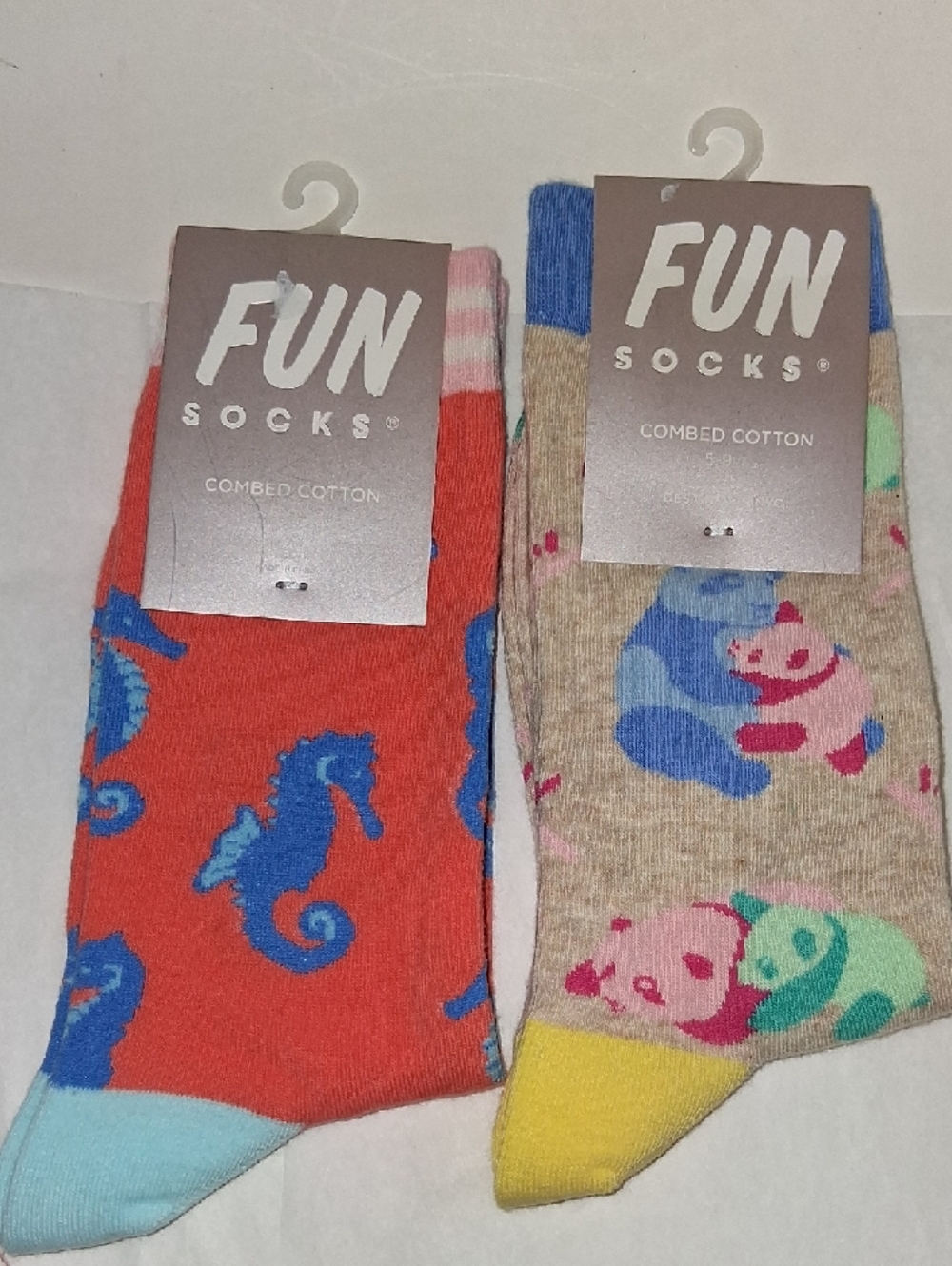 Womens FUN SOCKS lot of 10 Pair By United Legwear - Picture 3 of 7